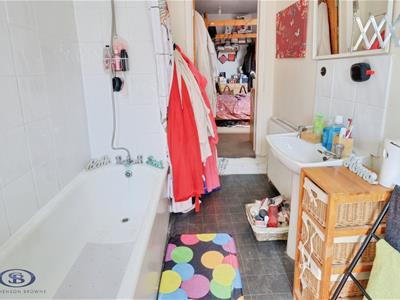 Picture 11